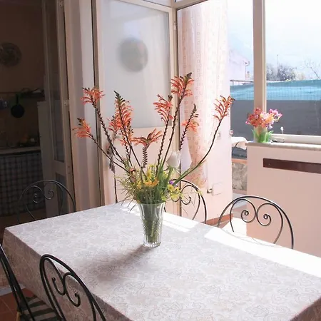 Eline Ii Apartment